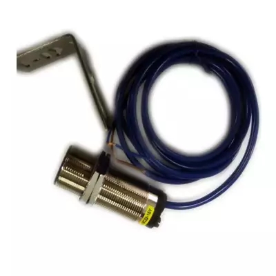 SS2-220V-B-1提升機(jī)速度開關(guān)、SSS-HL速度傳感器安裝在被傳動(dòng)軸旁廠家